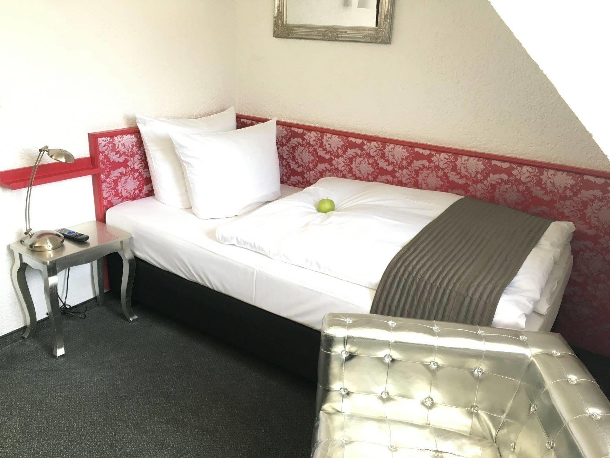 Hotel Heymann Kaiserslautern Eksteriør bilde